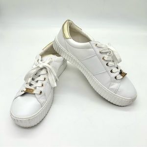 𝅺GUESS Glanney-R White Gold Sneakers Size 10 Medium